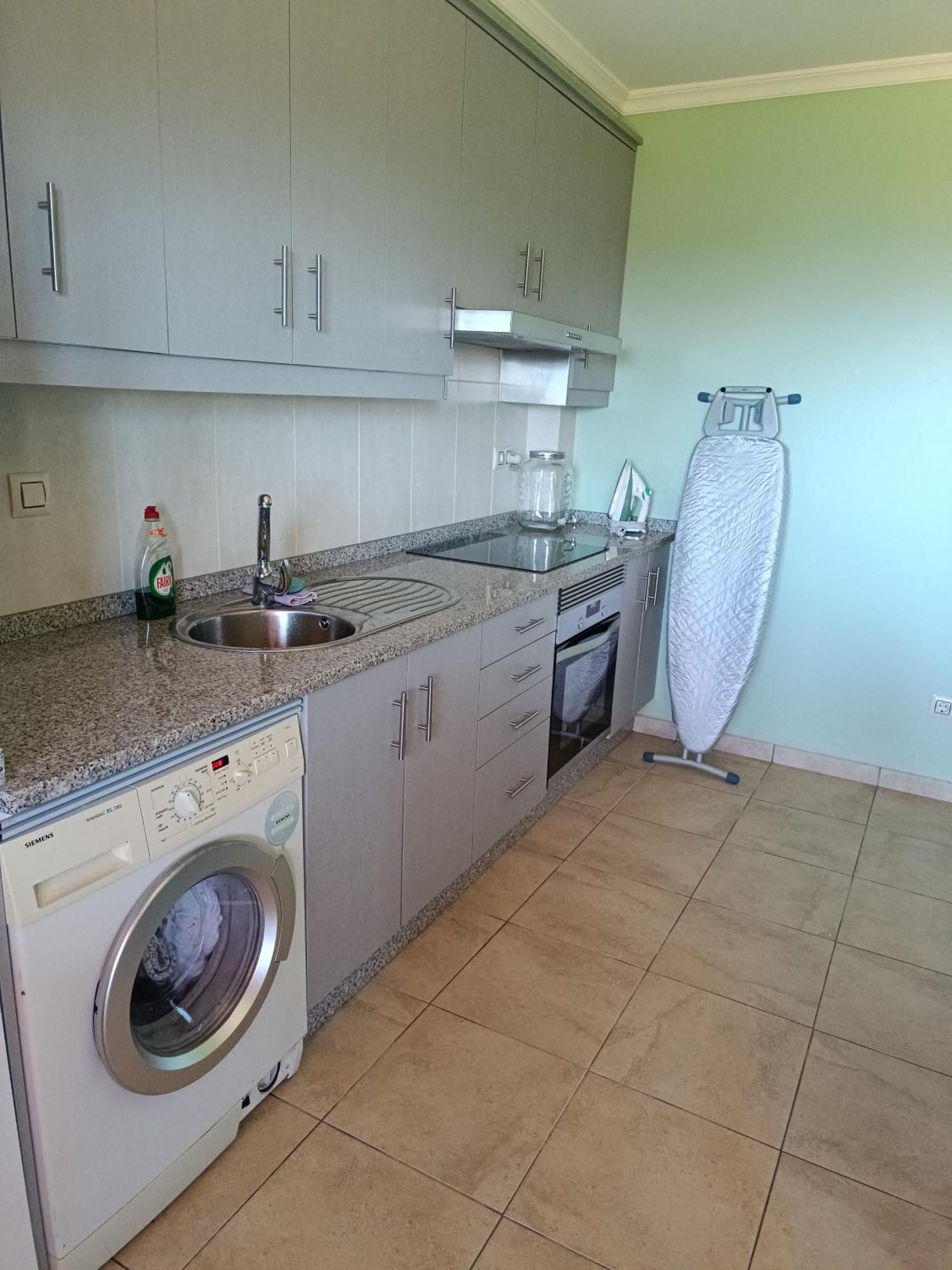 Oasis Inn Pedornes Екстер'єр фото