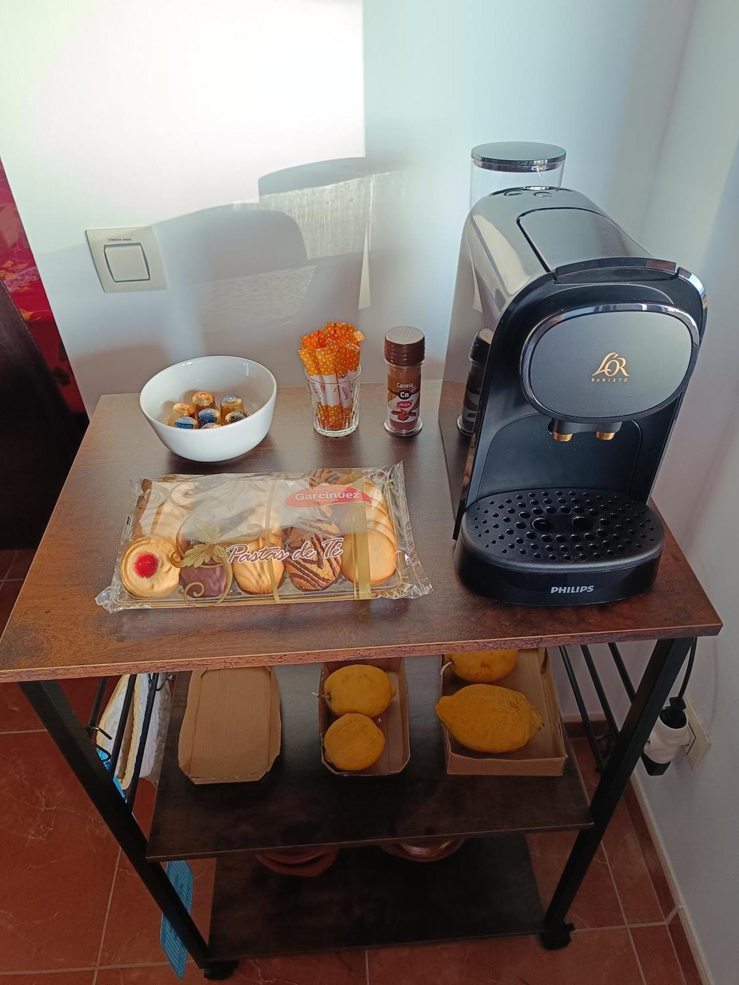 Oasis Inn Pedornes Екстер'єр фото