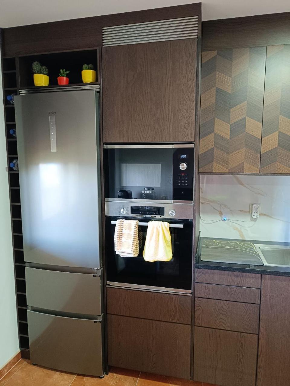 Oasis Inn Pedornes Екстер'єр фото