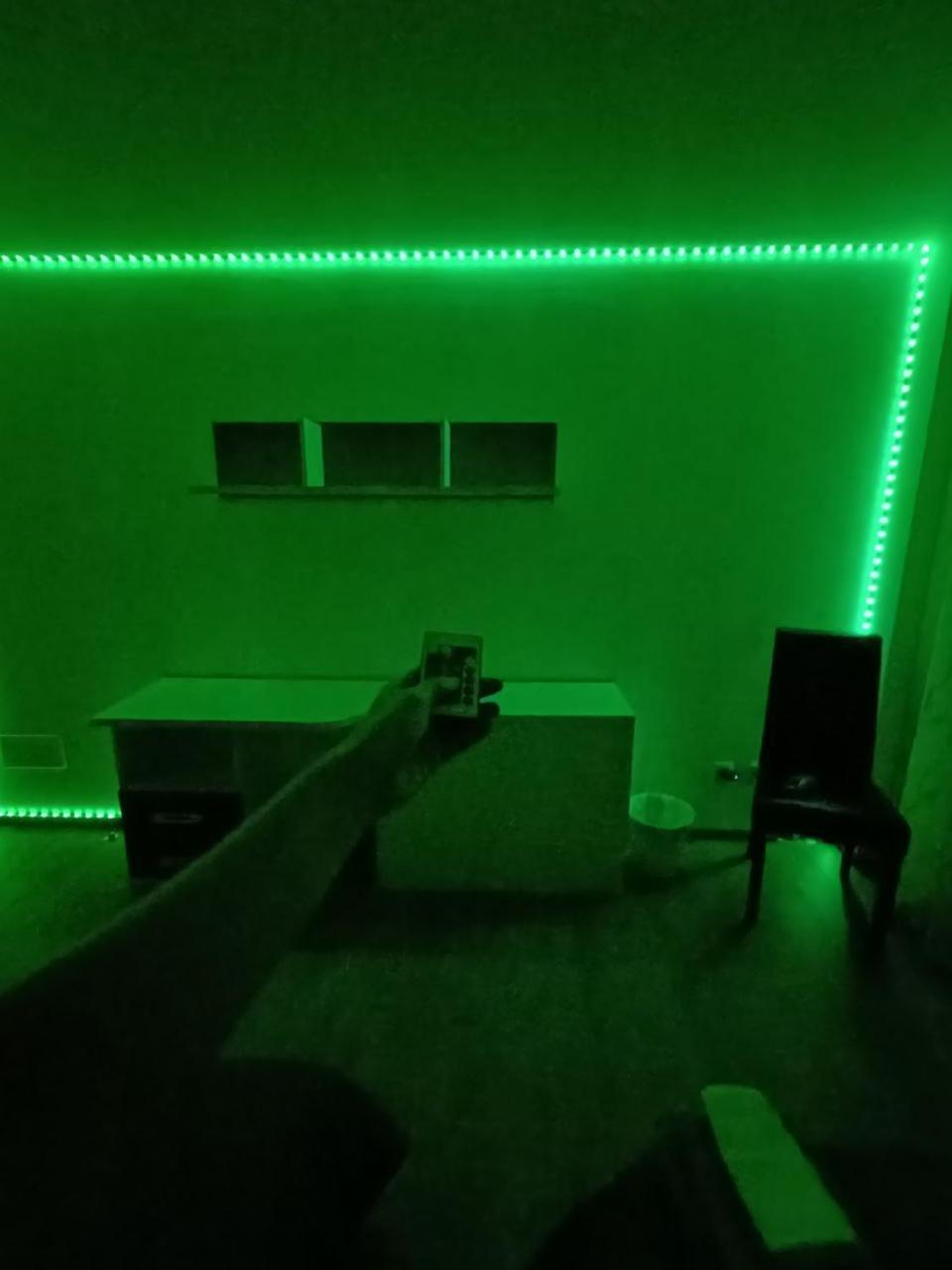Oasis Inn Pedornes Екстер'єр фото